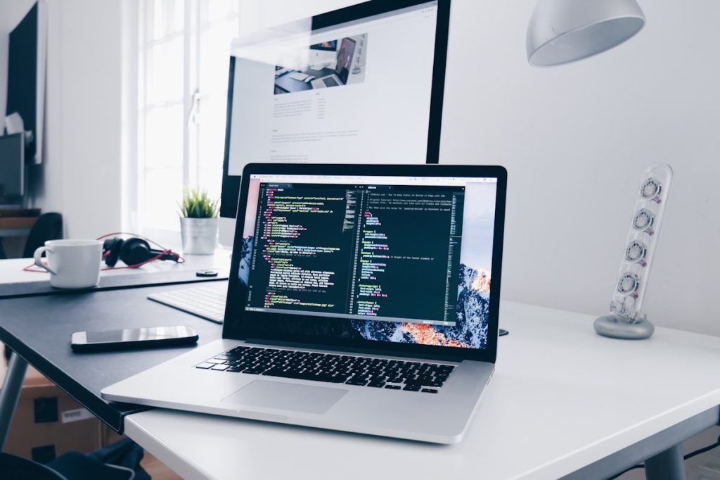 Kéo dài tuổi thọ pin laptop bằng những thói quen nhỏ